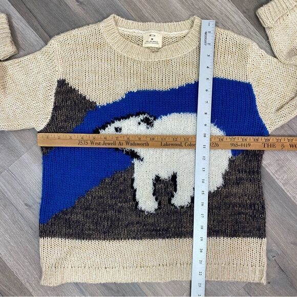 Pins & Needles Fuzzy Polar Bear Sweater Beige Blue Medium Crew Neck - Picture 13 of 13